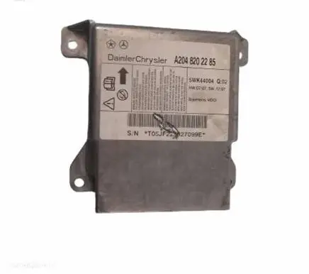 Mercedes-Benz C AMG W204 Airbag control unit/module A2048202285 827099E 5WK44004