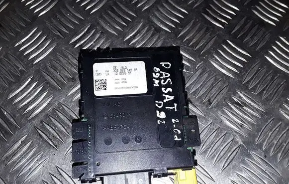 Volkswagen PASSAT B6 Engine control unit/module 3C0953549BA