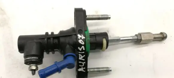 Clutch slave cylinder
