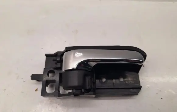 Toyota Avensis T250 Front door interior handle 6920505040B0 50594A1