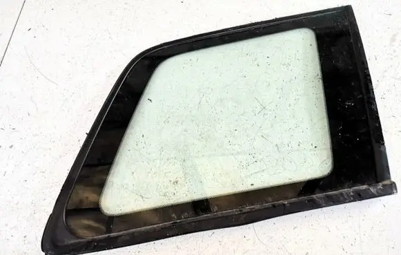 Alfa Romeo 156 Rear side window