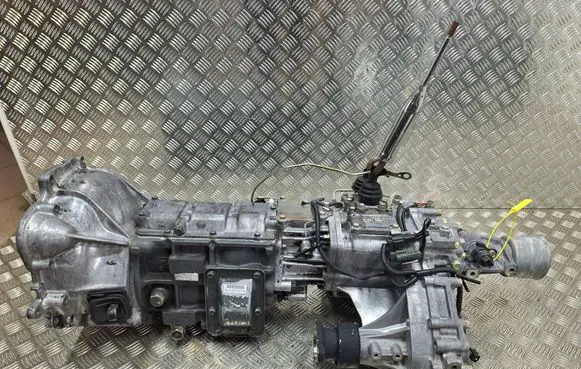 Mitsubishi Pajero Manual 5 speed gearbox S27725769 M011S5A012 ME507400