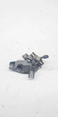 Audi A6 S6 C4 4A Fuel filter bracket/mount holder 074127445A