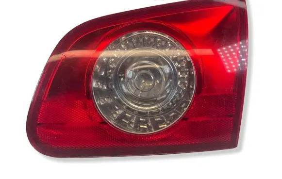 Volkswagen PASSAT B6 Tailgate rear/tail lights 3C9945094
