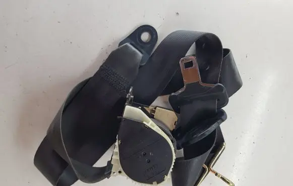 Citroen C3 Front seatbelt 33013365