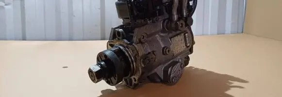 Opel Vectra C Fuel injection high pressure pump 0470504205