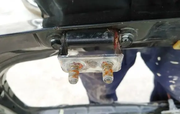 Toyota Corolla Verso AR10 Tailgate/trunk/boot hinge