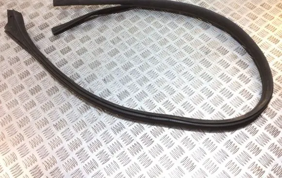 Mercedes-Benz E W238 Front door rubber seal A2386706700