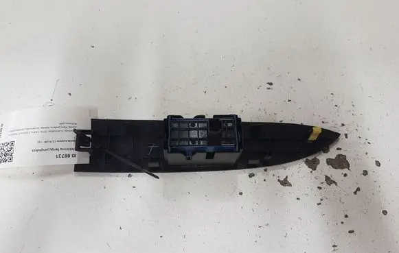 Toyota Avensis T270 Electric window control switch 7427105040 7427105050