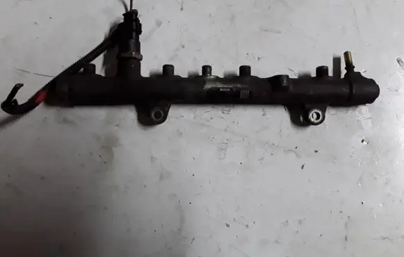 Nissan Primastar Fuel main line pipe 0445214065 8200330912
