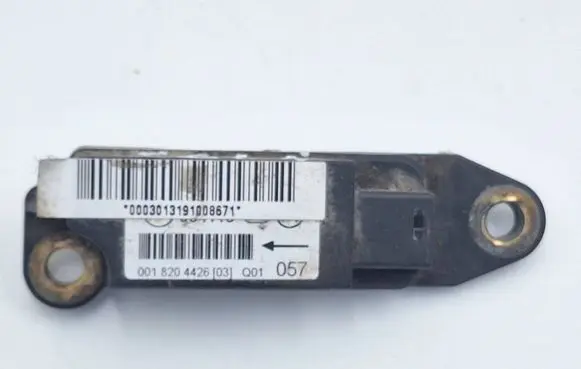 Mercedes-Benz C W203 Airbag deployment crash/impact sensor 0018204426 0003013191008671