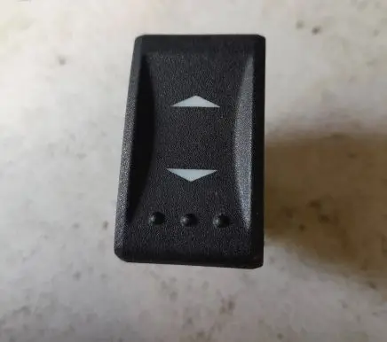 Ford Mondeo Mk III Electric window control switch 1S7T14529AB 03163201
