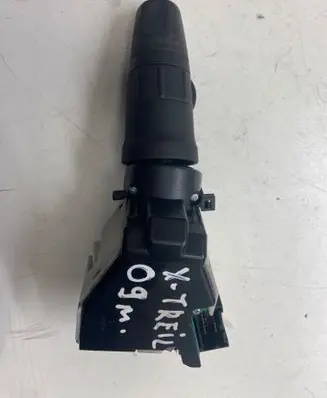 Nissan X-Trail T31 Wiper control stalk 8424SN
