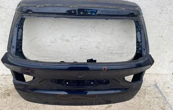 BMW 2 F46 Tailgate/trunk/boot lid
