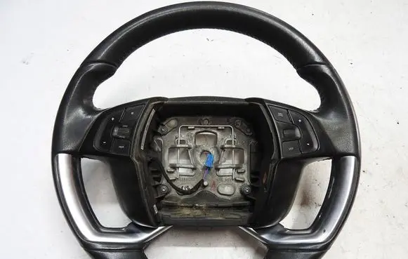 Citroen C4 II Picasso Steering wheel 96777865ZD 86758B03 622809600B