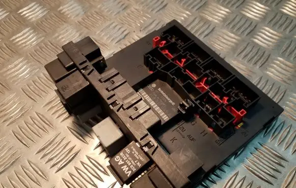 Volkswagen PASSAT B6 Comfort/convenience module 3C8937049AA