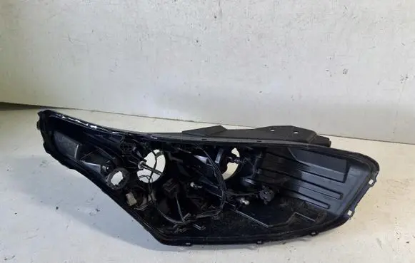 KIA Ceed Headlight/headlamp 92192j7050