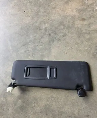 BMW 4 F32 F33 Sun visor 8061314
