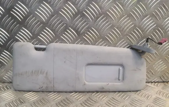 BMW 1 E81 E87 Sun visor