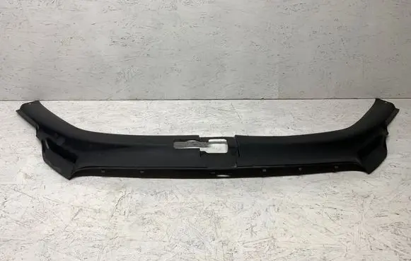 Audi Q7 4L Radiator trim 4L0807081