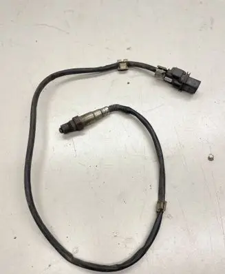 BMW 6 E63 E64 Lambda probe sensor 7589138