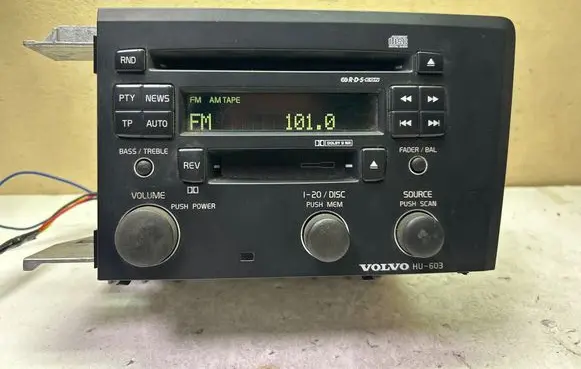 Volvo V70 Radio/CD/DVD/GPS head unit 86511521 603234W193 24199034Q