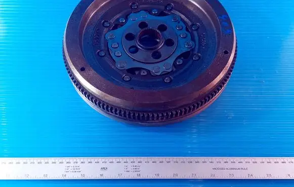 Volkswagen PASSAT B6 Flywheel 2295000541 QT5007 160912