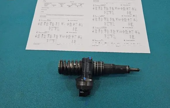 Volkswagen Jetta V Fuel injector 0414720215 IMPRK1543994