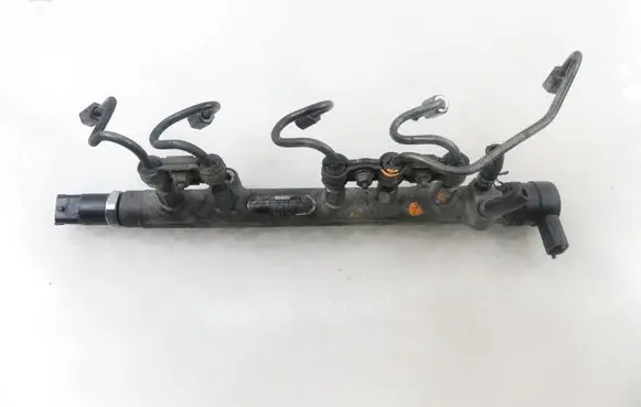 Toyota Yaris Fuel main line pipe 1077800141 0445214032 2381033010