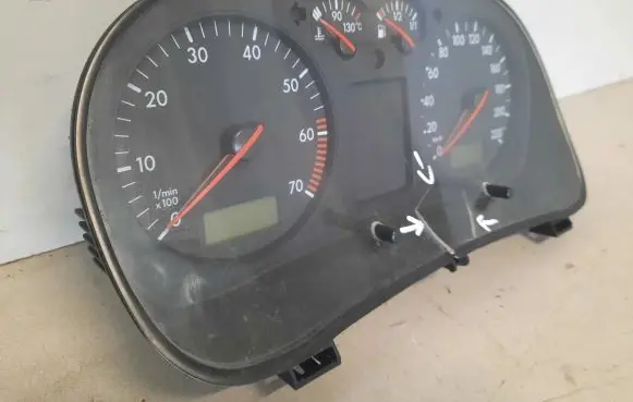 Volkswagen Golf IV Speedometer (instrument cluster) 1J0919881