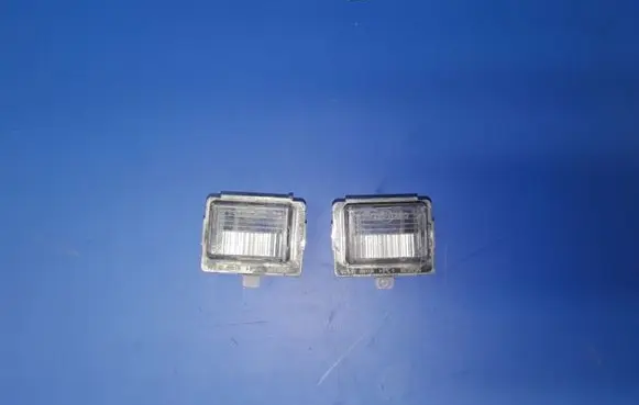 Mercedes-Benz C W204 Number plate light A2218200456