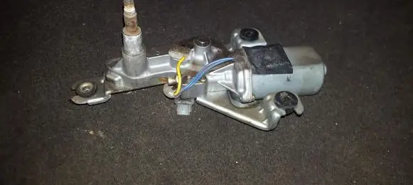 Nissan Prairie Rear window wiper motor wm32091s