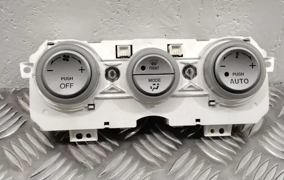 Mazda 6 Climate control unit