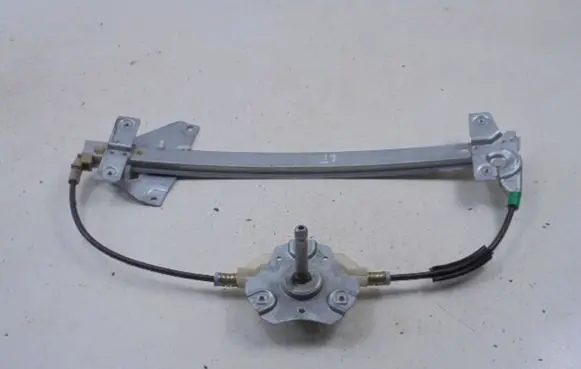 Mitsubishi Carisma Rear door manual window regulator 