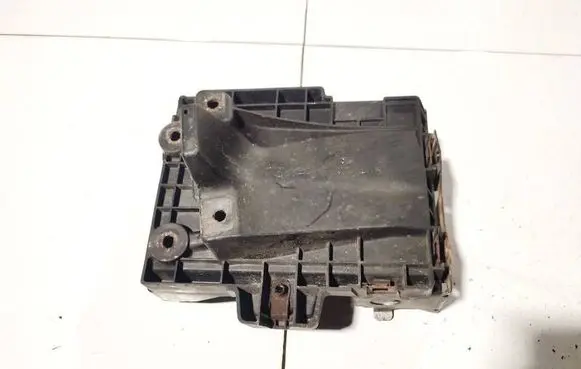 Dodge Caliber Battery box tray 