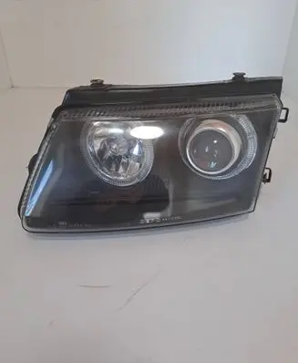 Volkswagen PASSAT B5 Headlight/headlamp 084411125L