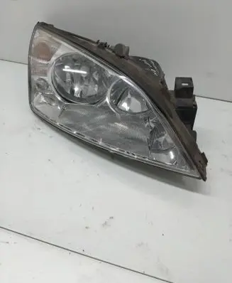 Ford Mondeo Mk III Headlight/headlamp 0301174204 1S7113005SE