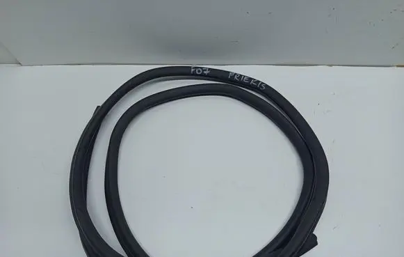 BMW 5 GT F07 Engine compartment rubber 7193412