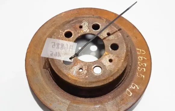 Volvo S80 Rear brake disc neventiliuojamas