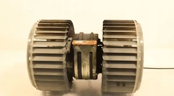 Volkswagen Phaeton Heater fan/blower 0130111045