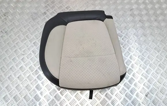 Opel Mokka X Rear seat 