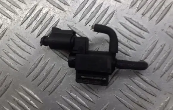Seat Leon (1P) Vacuum valve 037906283