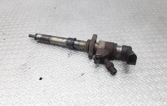 Peugeot 407 Fuel injector 9647247280