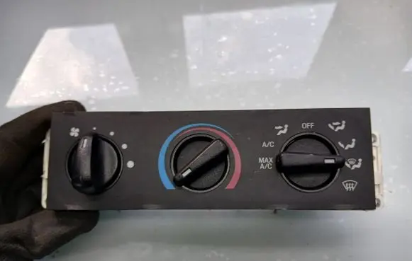 Ford Explorer Climate control unit F57H19C733AB