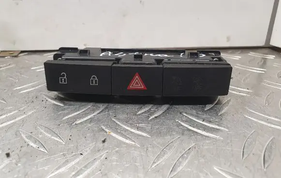 Opel Astra J Hazard light switch 13311979