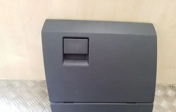 Glove box set