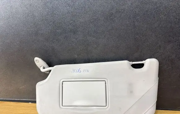 Ford Mondeo MK IV Sun visor