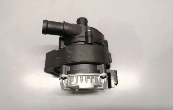 Renault Arkana Electric auxiliary coolant/water pump 0392024157 210117802R