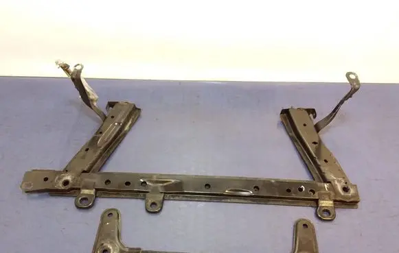 Renault Clio I Front subframe 