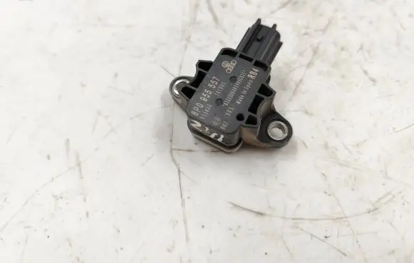 Audi A4 S4 B7 8E 8H Airbag deployment crash/impact sensor 8P0955557 141005 011435
